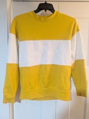 Nike Sportswear Club Fleece Crew-Neck Sweatshirt  Yellow & White Women's Small
